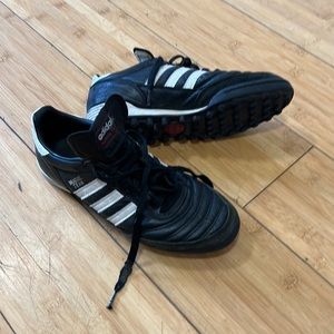 Adidas team mundial soccer turf cleats. Size 6.5 mens US.